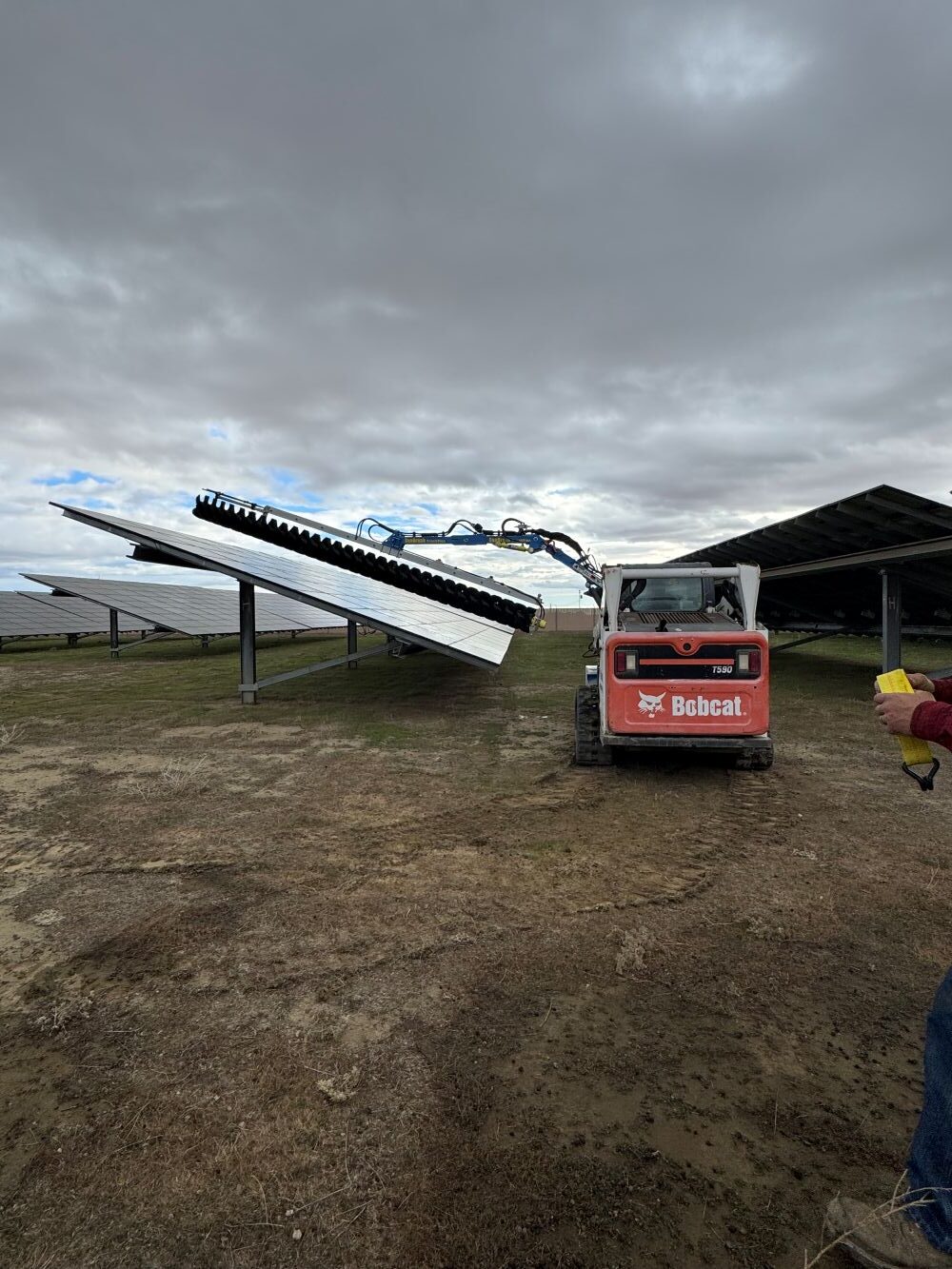 Rite Way Energy performing commercial solar operations and maintenance in Kern County on ground-mounted solar panels